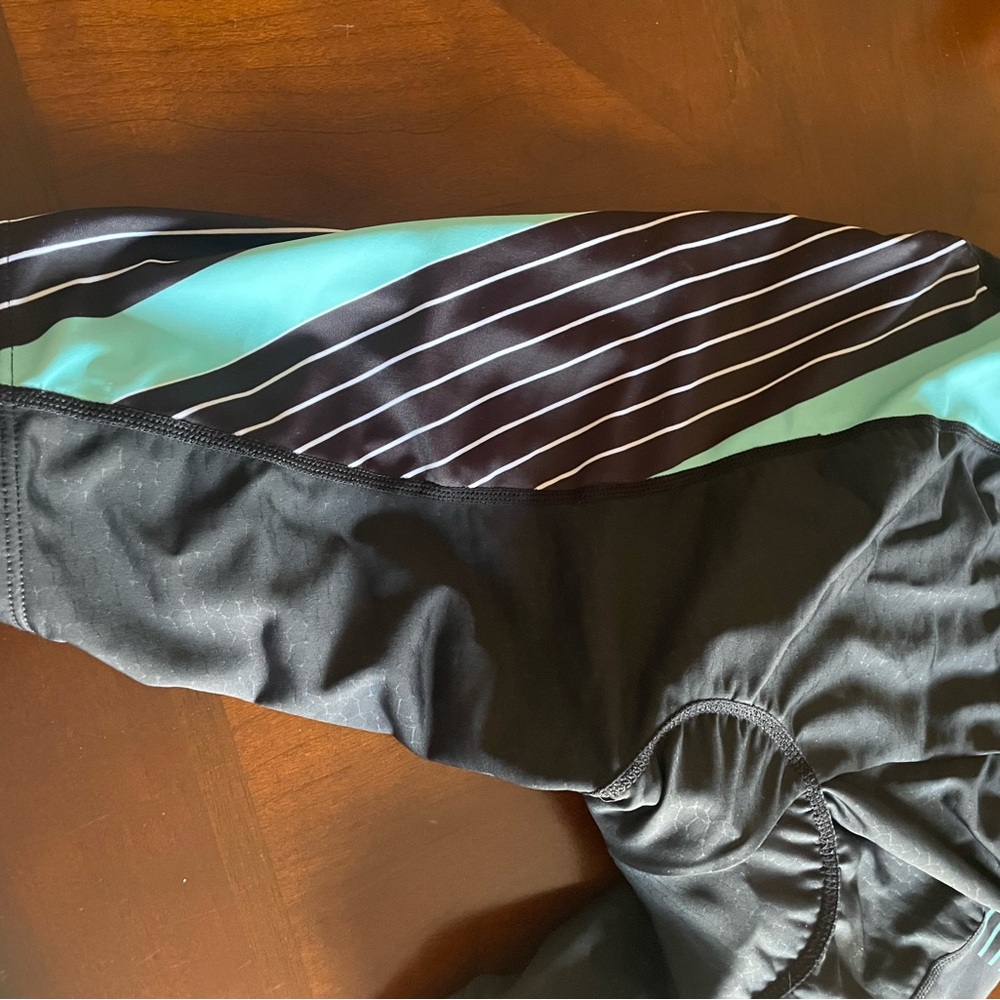 Cycling shorts